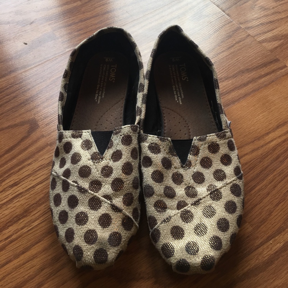 Toms shoes